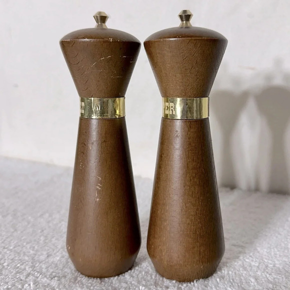 Vintage MCM Wood Salt & Pepper Shakers - Picture 2 of 7